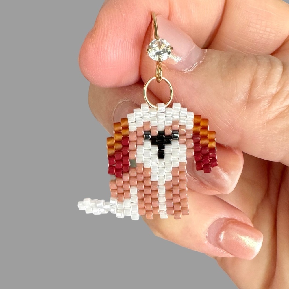 Beaded Shi Tzu dog earrings caricature handmade handwoven lightweight - Picture 4 of 4